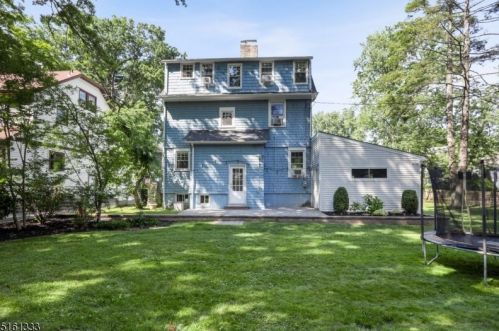 8 Emerson Pl, Montclair NJ  07043-1510 exterior