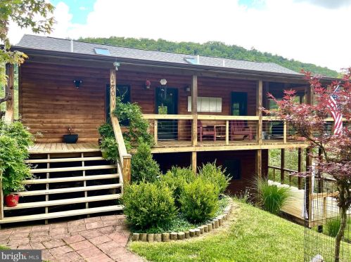 170 Wildlife Dr, Lost City WV  26810-8425 exterior