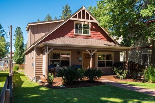 148 St Helens Ave, Black Butte Ranch, OR 97759-1440