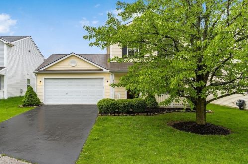 8105 Royal Elm Dr, Blacklick, OH 43004-5054