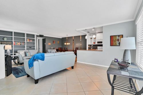 842 High Point Blvd, Delray Beach, FL 33445-3006