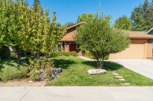 1430 Godell St, Templeton, CA 93465-9425