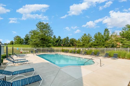 998 Mistflower Ln, Florence KY  41042-8098 exterior