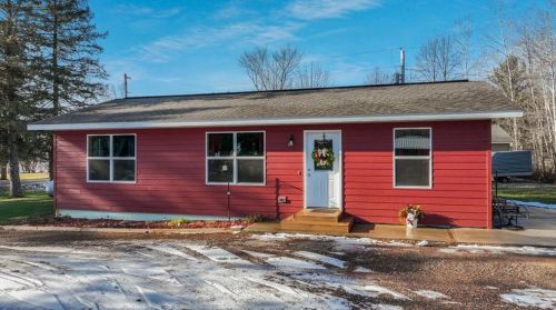 6860 Mae West Rd, Ladysmith, WI 54848