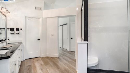 133 Kingswood Cir, Danville CA  94506-6051 exterior