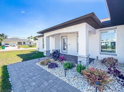 816 29th St, Cape Coral, FL 33914-8229