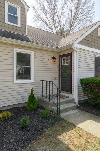 312 Spackenkill Rd, Poughkeepsie NY  12603-5318 exterior