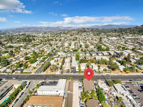 910 Magnolia Ave, El Cajon CA  92020-6238 exterior