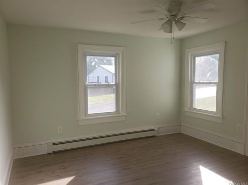 2 Plattekill Rd, Marlborough NY  12542-6023 exterior