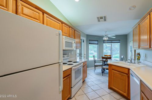 19430 85 Dr, Peoria AZ  85383-3624 exterior