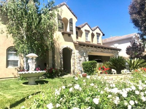 26618 Shakespeare Ln, Santa Clarita, CA 91381-1465
