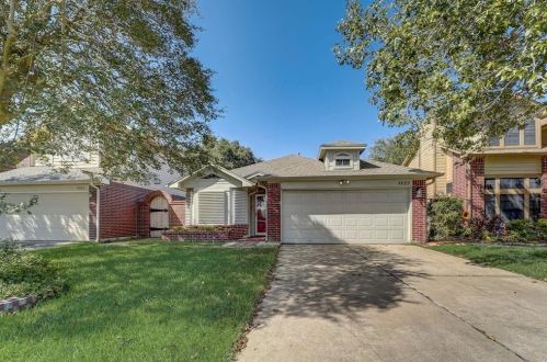 8022 Catalpa St, Texas City, TX 77591-2470