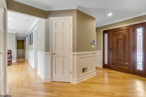 582 Stangle Rd, Martinsville, NJ 08836-2353