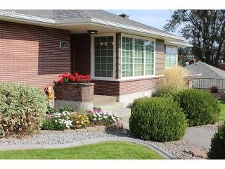 1115 Horn Ave, Cayuse, OR 97801-1251