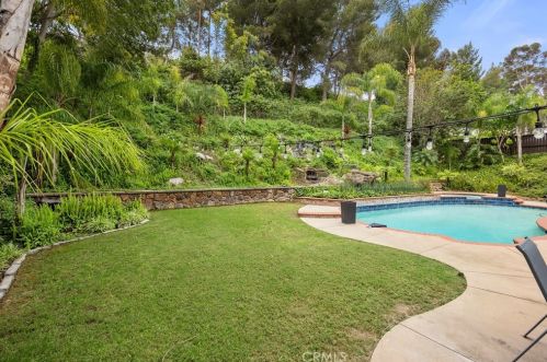 4370 Rocky Point Rd, Anaheim CA  92807-3420 exterior