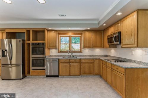 13480 Grandpas Rd, Nokesville VA  20181-3343 exterior