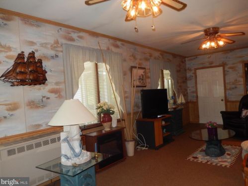 32300 Hidden Acre Dr, Frankford, DE 19945-3120