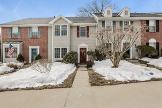 30 Winchester Ave, Peekskill, NY 10566-6800