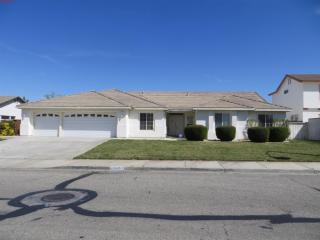 12475 Via Posada Dr, Victorville, CA 92392-6736