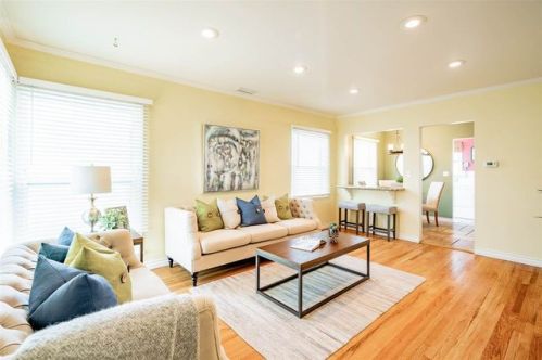 316 Wayne Ave, Fullerton, CA 92833-2419