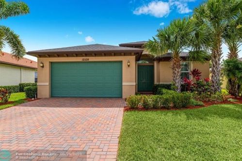 12109 Bennington Cir, Port Saint Lucie, FL 34987-2703