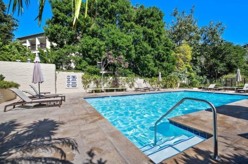 1385 Plaza Pacifica, Santa Barbara CA  93108-2879 exterior