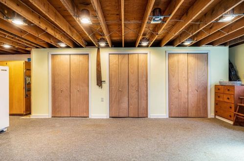 96 Daniel Dr, North Kingstown RI  02852-6702 exterior