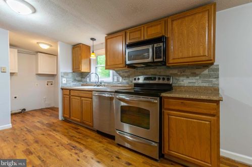 7301 Red Feather Ln, Spotsylvania VA  22551-2766 exterior