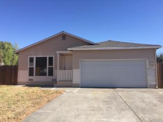 518 Montana St, Fairfield, CA 94533-5450
