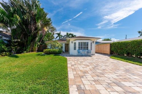 772 104th Ave, Naples FL  34108-3229 exterior