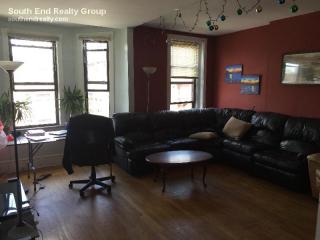 590 Columbus Ave, Boston MA  02118 exterior