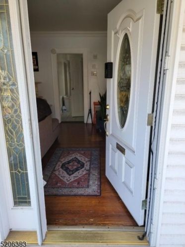 281 Dodd St, East Orange NJ  07017-1710 exterior