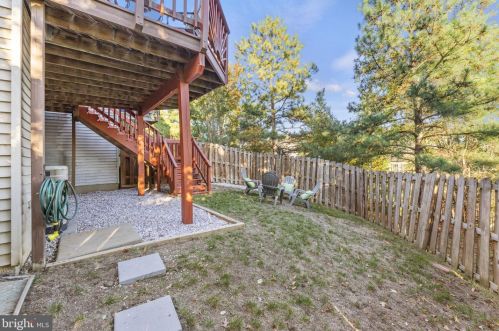 16869 Miranda Ln, Woodbridge VA  22191-5142 exterior