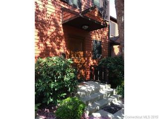 26 Courtland Dr, Groton, CT 06340-3830