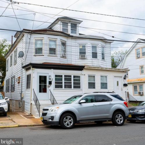 327 Bert Ave, Trenton NJ  08629-2613 exterior