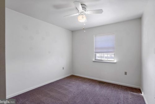 414 Old Country Club Rd, Charles Town WV  25414-5826 exterior