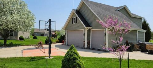 549 Baron Rd, Mukwonago, WI 53149-1498