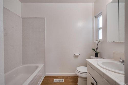 1170 Franquette Ave, Santa Rosa CA  95405-6830 exterior
