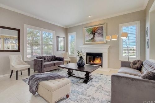 5391 Evening Sky Dr, Simi Valley CA  93063-5744 exterior