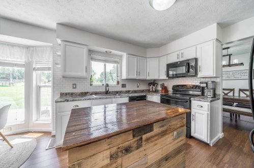 7026 Glade Ln, Florence KY  41042-4304 exterior