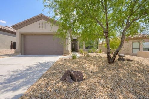 2908 Esmerelda Dr, Bullhead City AZ  86429-1126 exterior