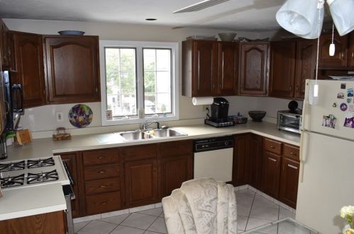 65 Everett St, Everett, MA 02149-1101