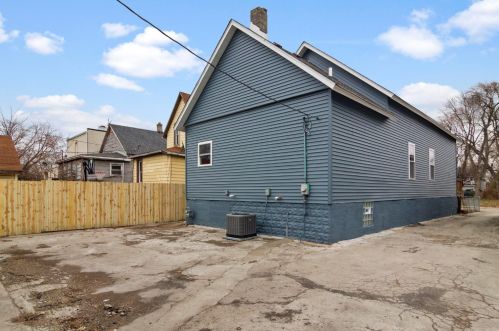 249 Carroll St, Hammond IN  46320-1918 exterior