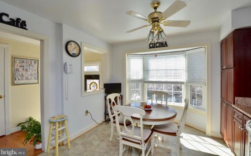 6539 Milva Ln, Springfield VA  22150-4268 exterior