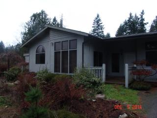 13215 Central Valley Rd, Breidablick WA  98370-7043 exterior