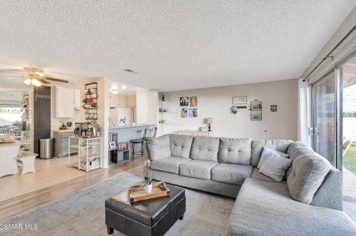 1933 Covington Ave, Simi Valley, CA 93065-5603