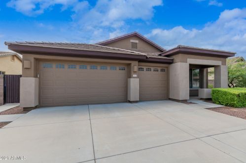 1311 Redwood Dr, Chandler, AZ 85248-5106