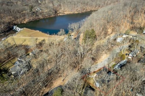 5 Timbercroft Rd, High Bridge, NJ 08829-2211