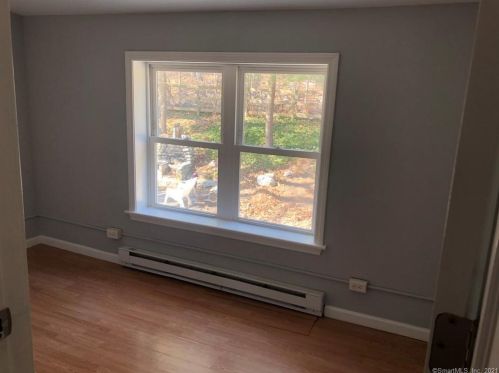 1450 Highland Ave, Waterbury CT  06708-2757 exterior