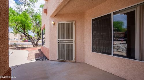 1602 Paseo La Tinaja, Green Valley, AZ 85614-3989